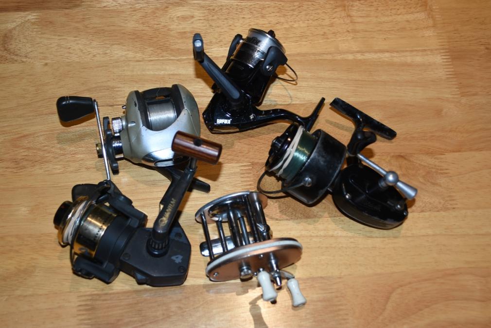 Lot of 5 Various Fishing Reels, Rapala,Mitchell, Compac 44-A, Quantum